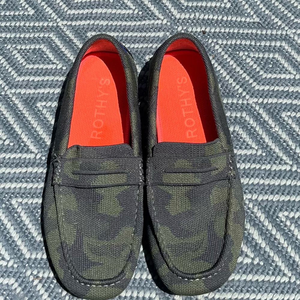 Rothy's Green and Blue camouflage Loafers EUC